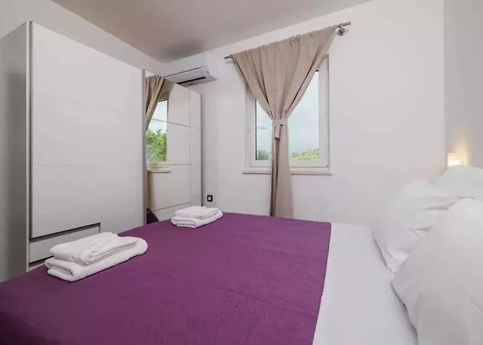 Apartment In Kras-dobrinj - Insel Krk 50502 Kras