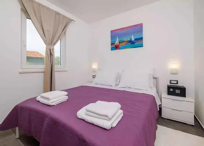 Apartment In Kras-dobrinj - Insel Krk 50502